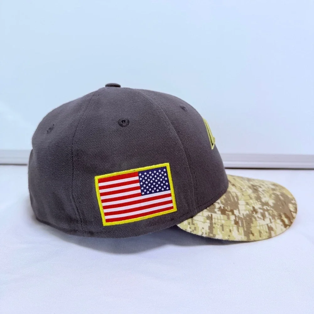 New Era 59FIFTY Low Profile LA Rams Salute to Service Fitted Hat 7 3/8 Grey Camo